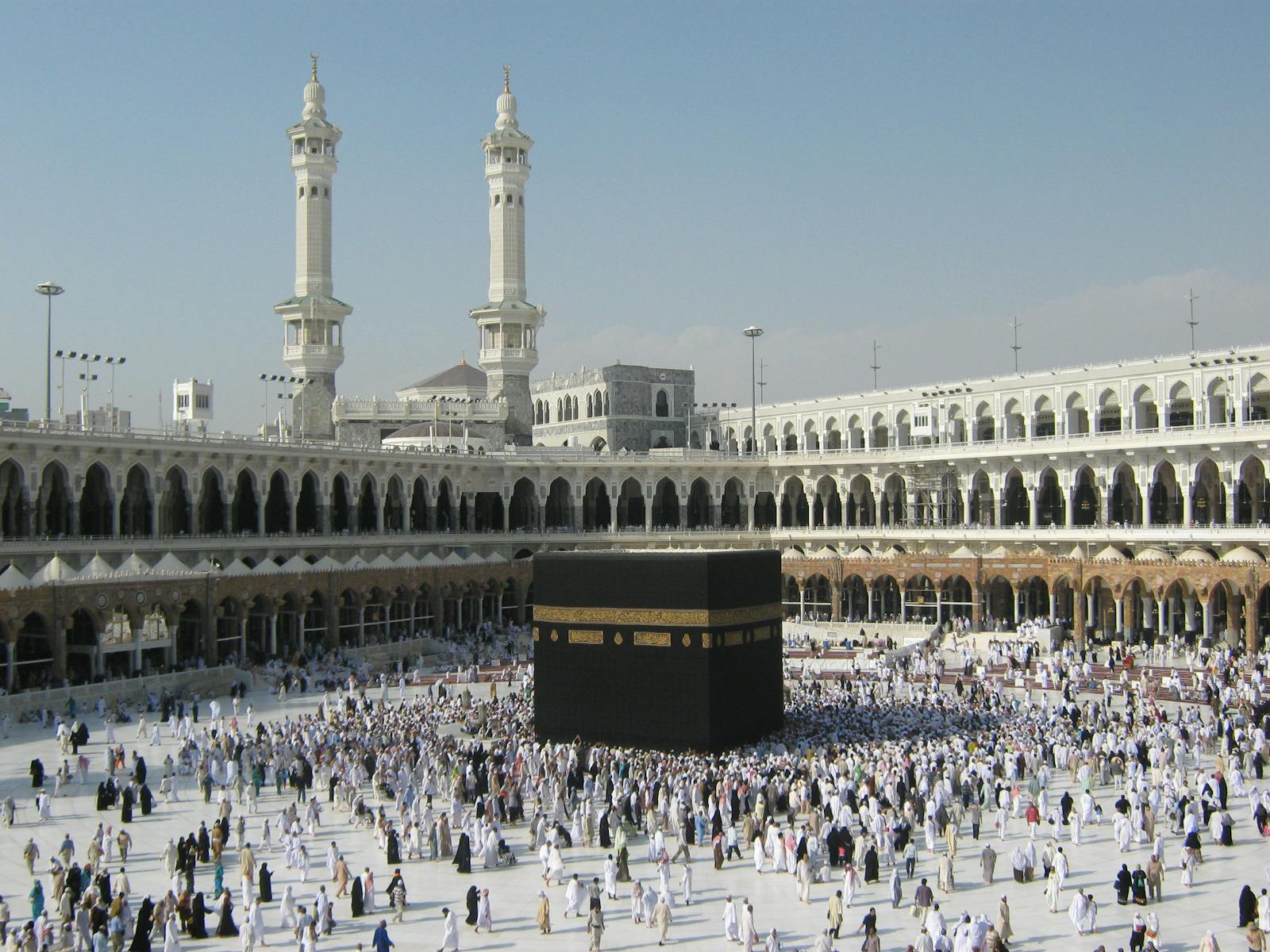 Travel Umroh Kelana Haramain: Sahabat Perjalanan Suci Anda dari Tangerang Selatan